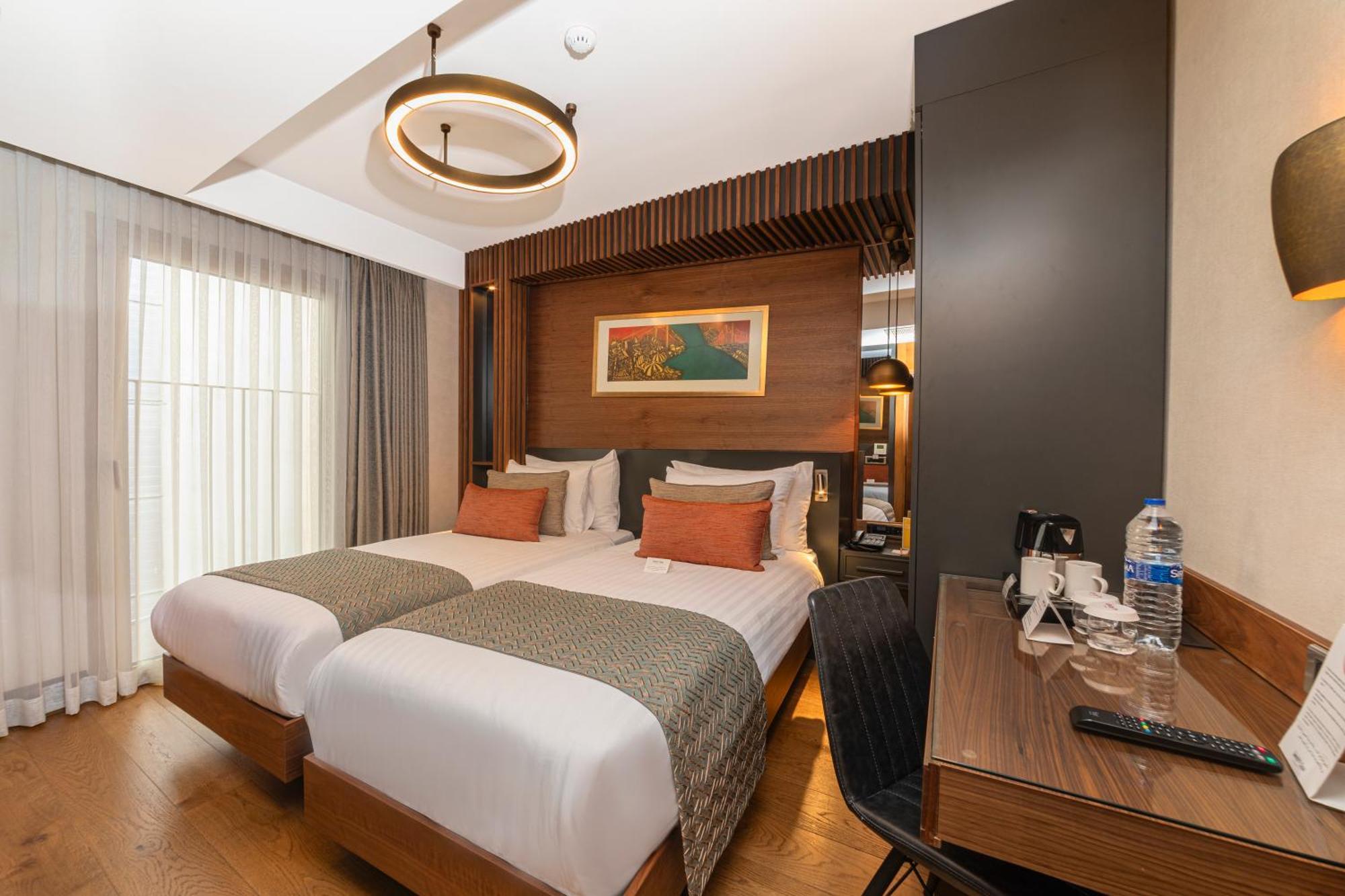 Levni Plus Hotel Istambul Exterior foto